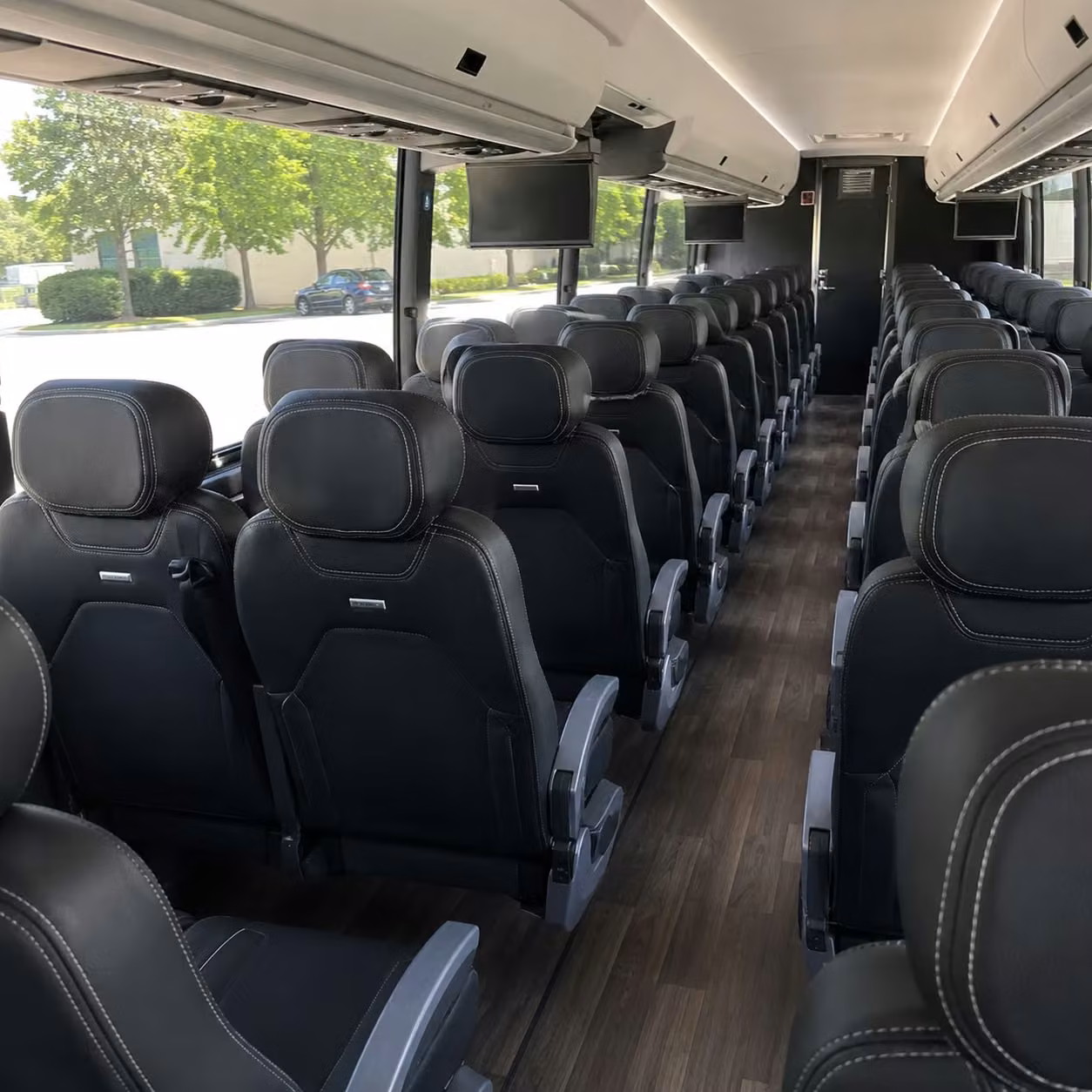charter bus rentals to fresno state bulldogs games at valley children s stadium and save mart center