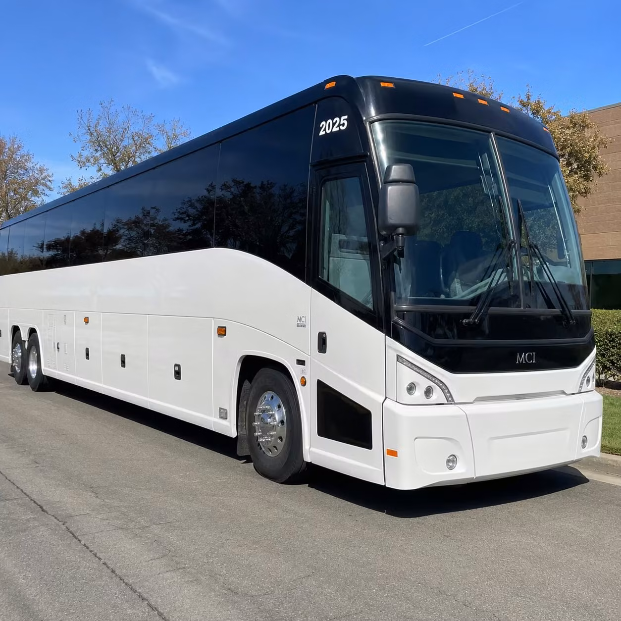 fresno wedding groups reunions and special events deserve reliable long distance transportation