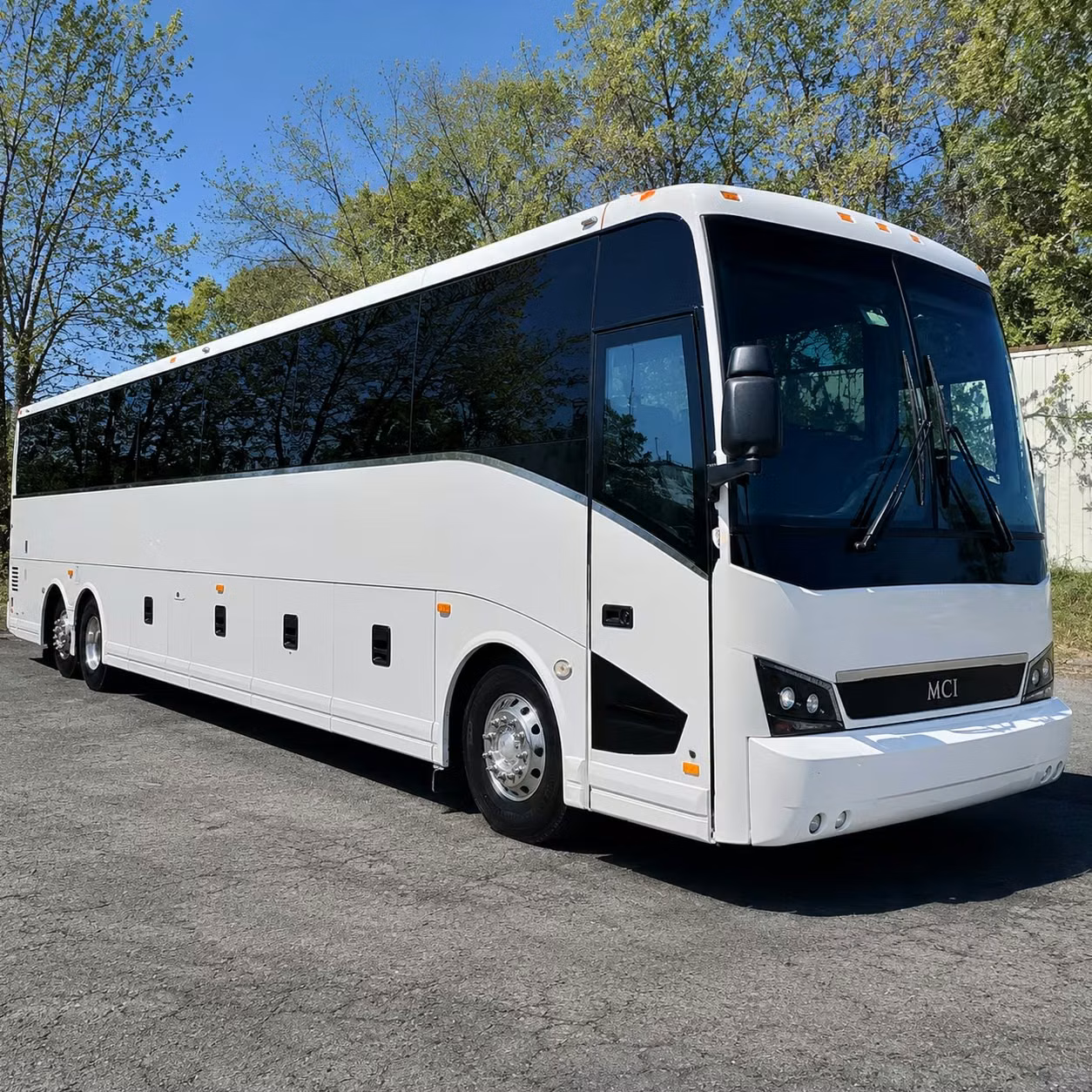 heading to yosemite or kings canyon long distance group transportation from fresno has never been simpler
