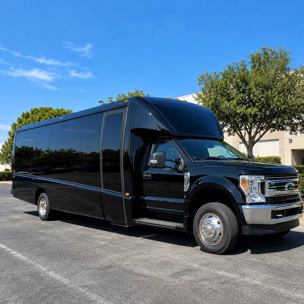 minibus and charter bus rentals for large concert groups in fresno
